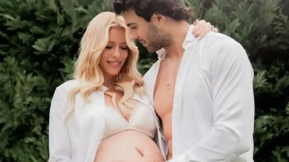 Nació Cruz, el hijo de Nicole Neumann y Manu Urcera
