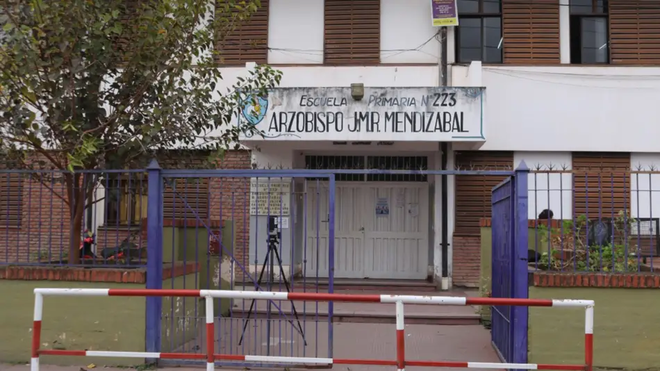 Padres de alumnos de la escuela Mendizábal exigen que investiguen casos de abusos y denuncian amenazas 