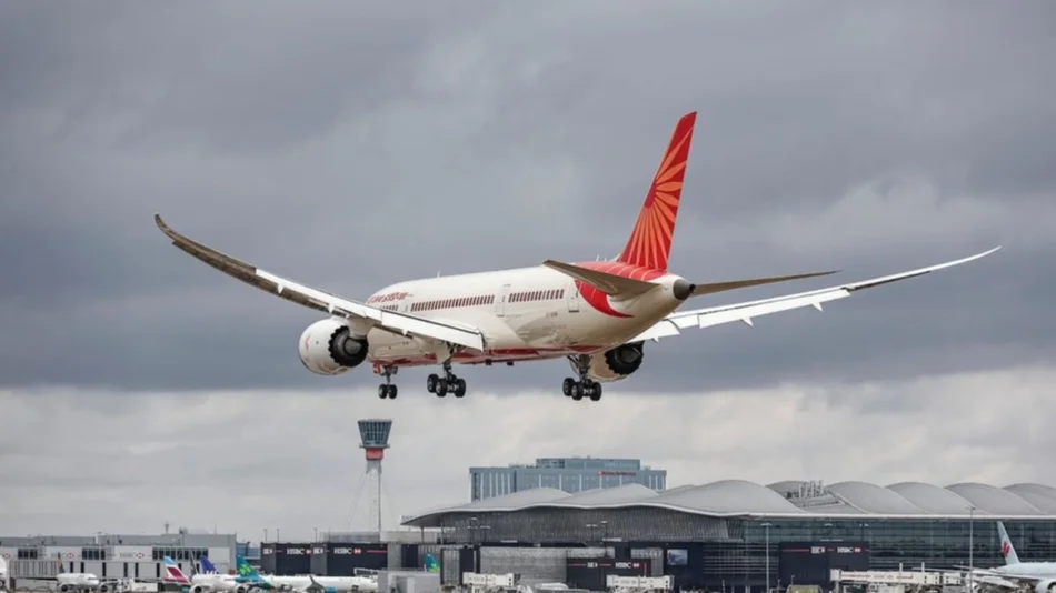 Tragedia aérea en India: se estrelló un avión con 242 personas a bordo