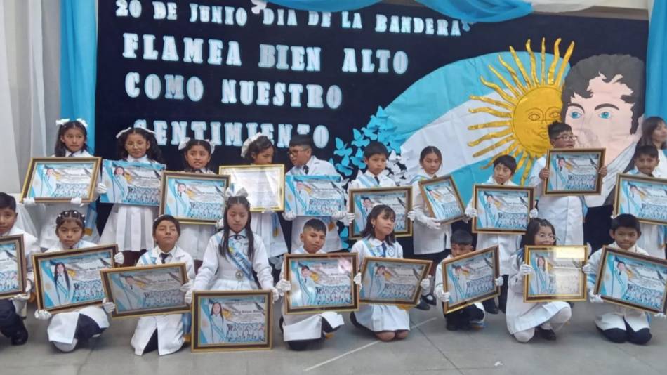 Promesa a la Bandera en escuelas rurales de la puna