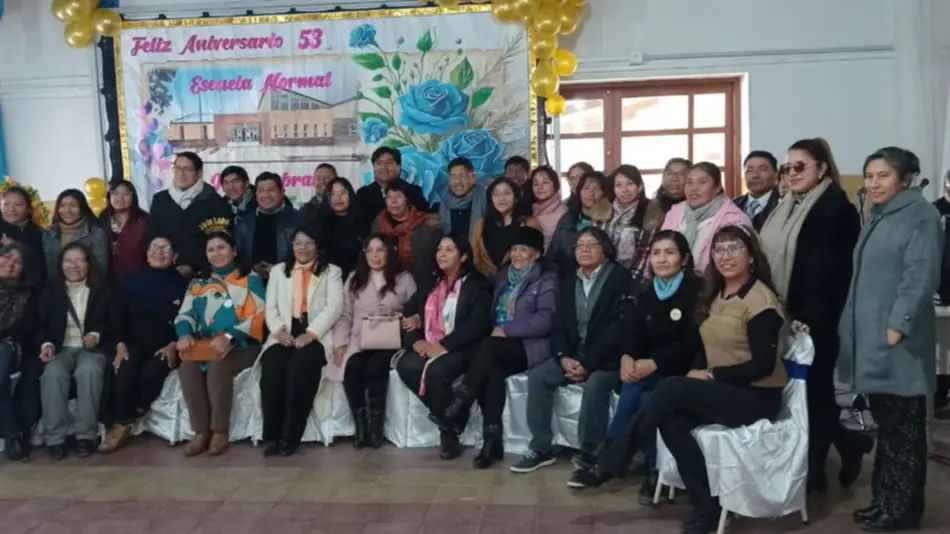 La Escuela Normal de Abra Pampa celobró sus 53 años