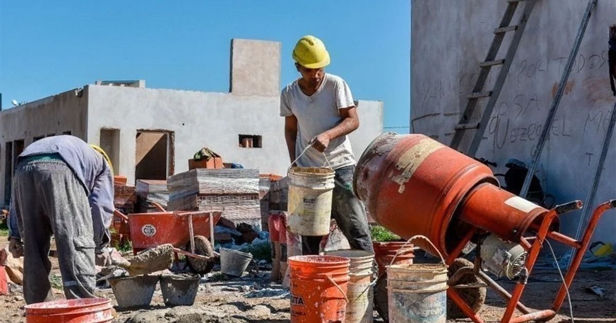 Construcción: más de la mitad de los obreros está desocupada