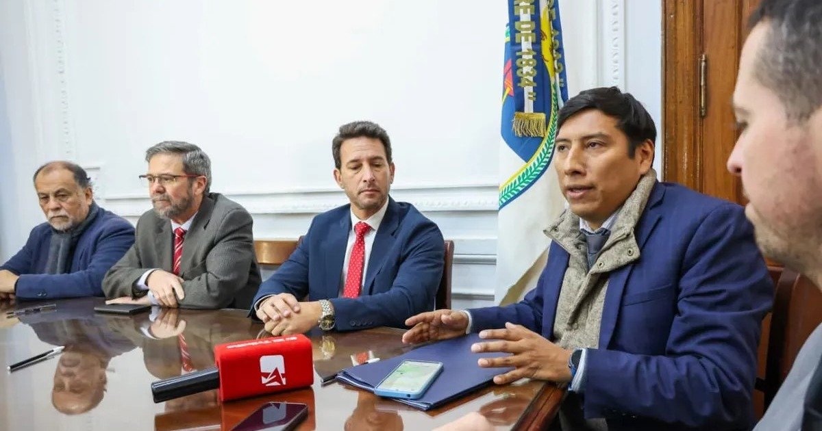 Dos diplomaturas en Derecho Laboral