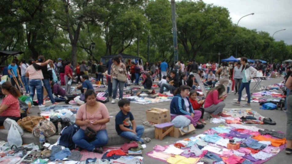 El negocio de la ropa usada ¿de dónde viene la mercadería? | ropa usada, Jujuy, Comercio Exterior, comercio informal