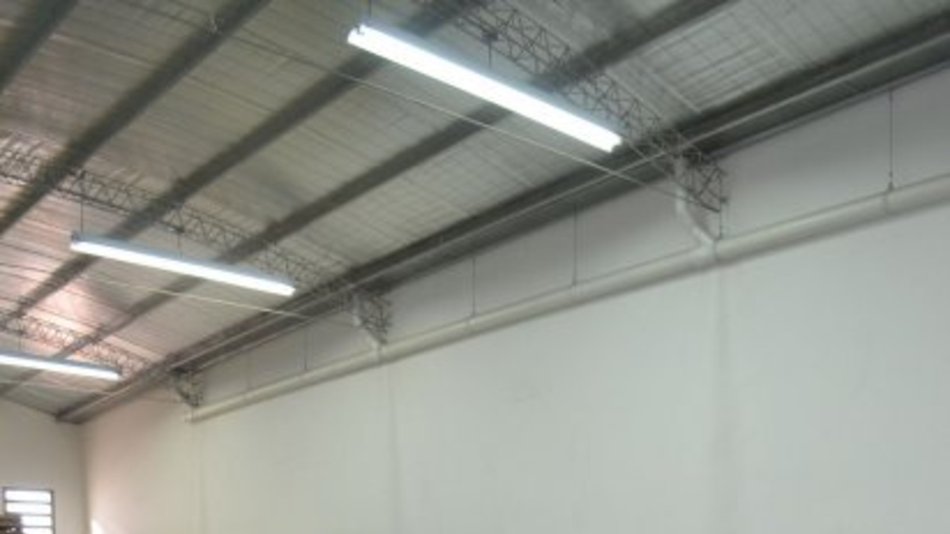 Escuela Técnica Nº 1 recibió una donación | Hiperplaca, sistema constructivo “steel freaming”, sector de la construcción, Escuela de Educación Técnica Nº1 “Escolástico Zegada”