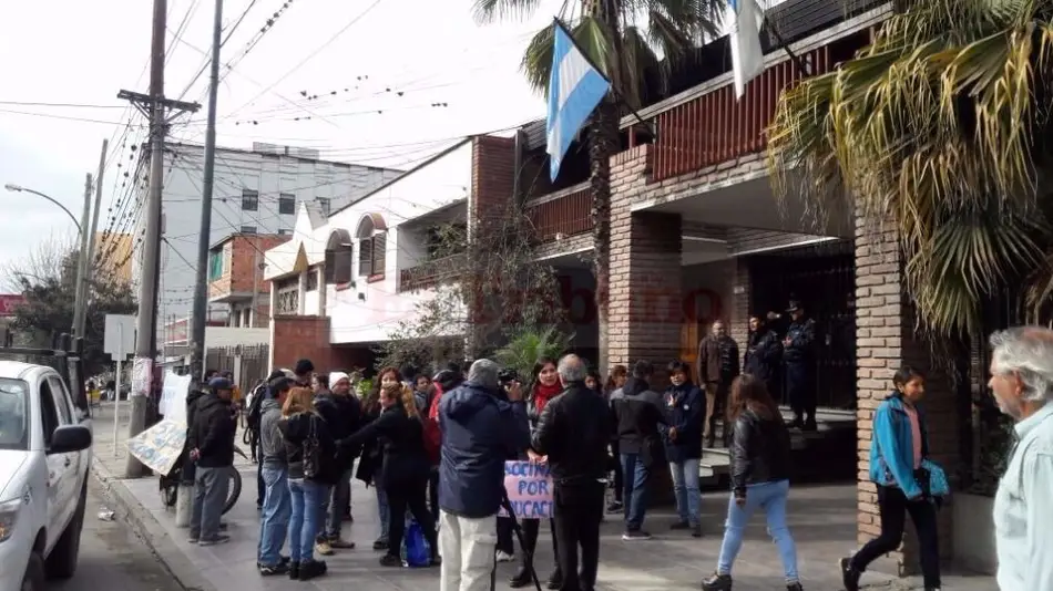 Maestros vuelven al reclamo