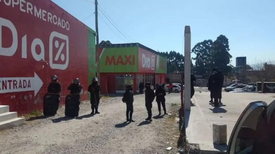 "Súper Día" cerró una de sus sucursales e indemnizaría a empleados