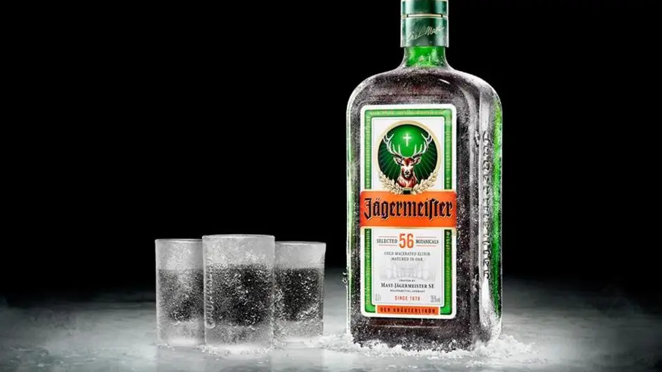 Murió después de tomar una botella de Jaegermeister en 2 minutos