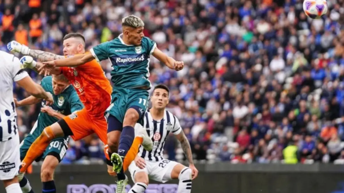 Gimnasia se repuso de un resultado adverso y empató contra Talleres en Córdoba