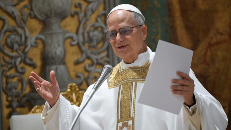 León XIV exige un alto el fuego tras el ataque mortal a parroquia católica en Gaza
