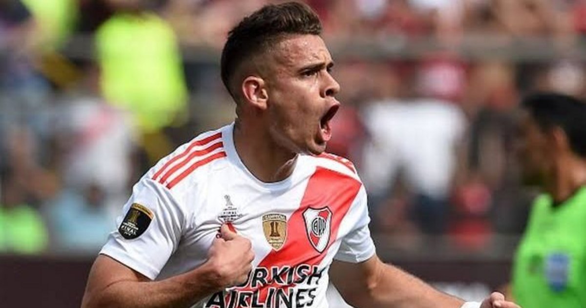 River confirmó el regreso de Rafael Santos Borré