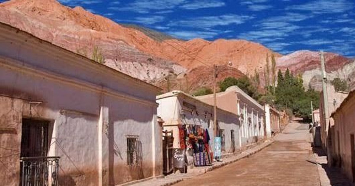 Festejos del 9 de Julio en pueblos de la Quebrada