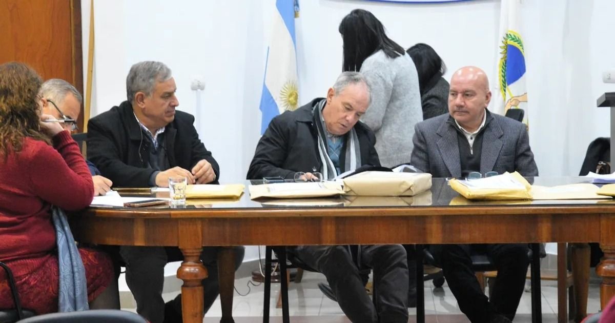 Hubo licitaciones para dos puentes y obras eléctricas