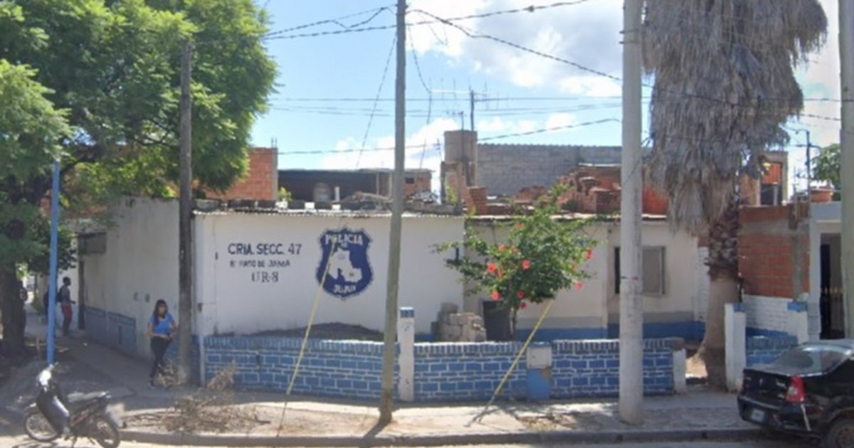 Golpeó a una mujer, se ocultó en una casa y fue detenido