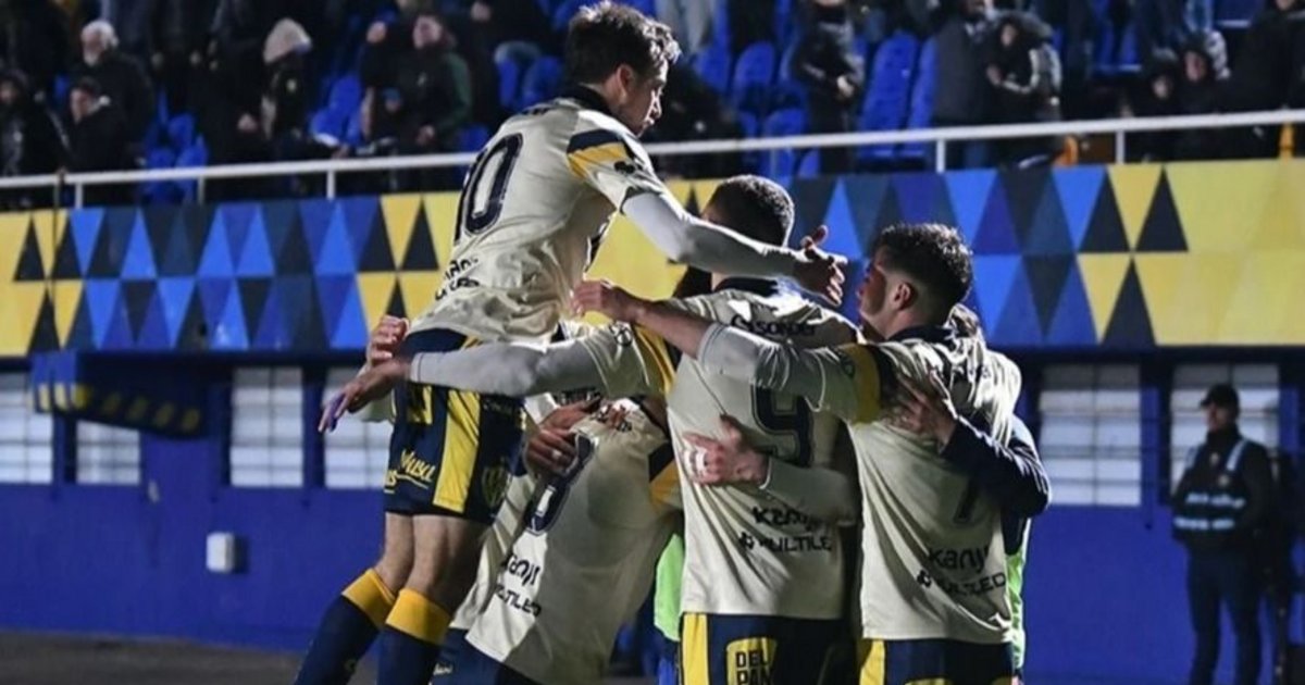 Atlanta ganó y sigue prendido