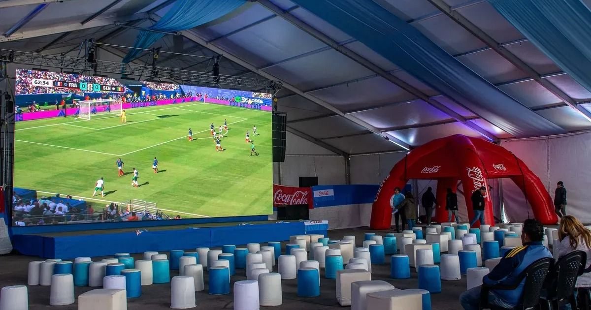 Se suspendió la transmisión del partido entre Francia e Inglaterra