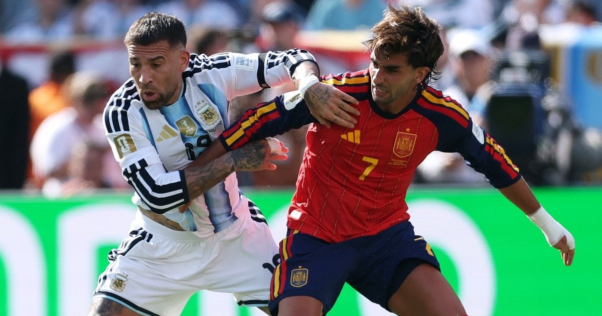 Argentina dejó el corazón, pero cayó ante España
