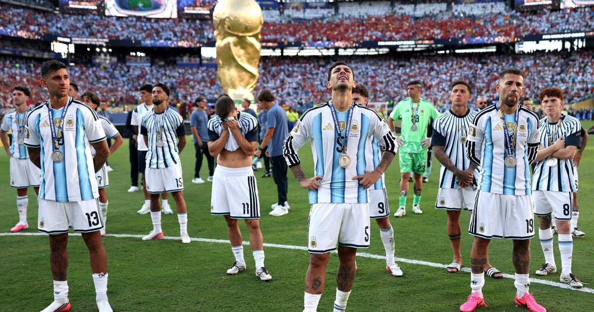 España venció en la final a Argentina y gritó campeón