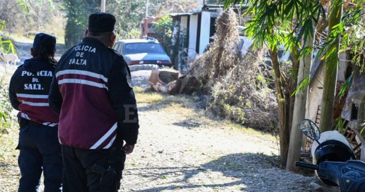 Asesinó a su expareja de más de cuarenta puñaladas
