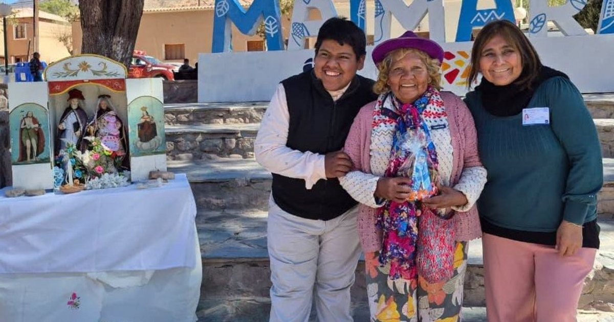 Reconocimiento a los abuelos en Santa Anita