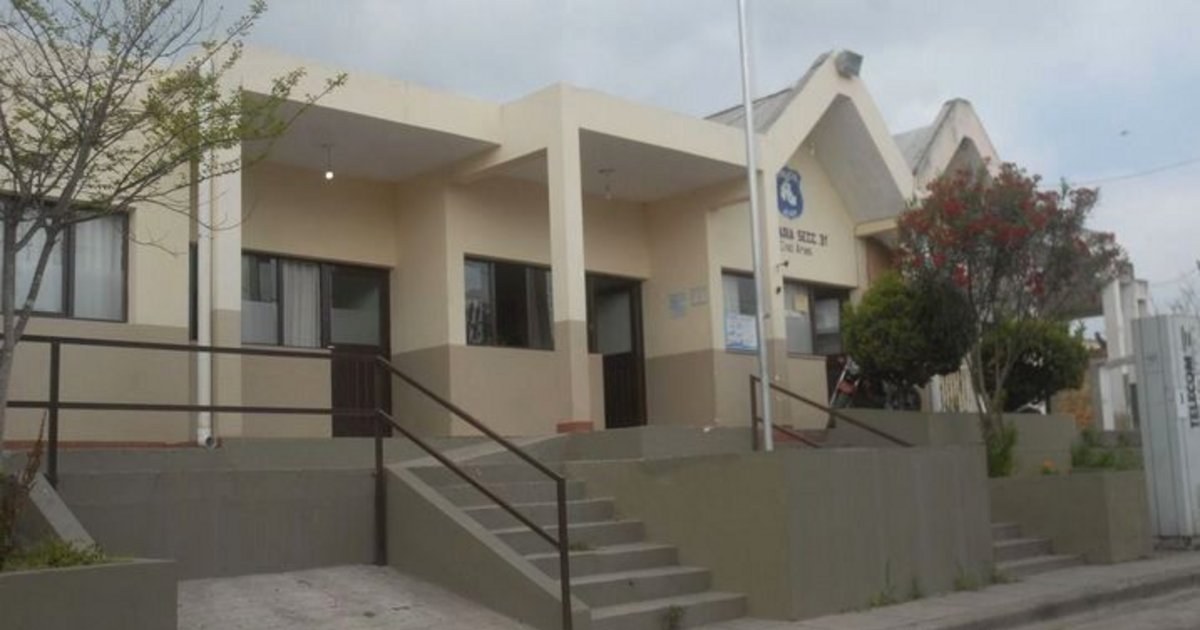 Robó, vecinos lo persiguieron y lo entregaron a la Policía