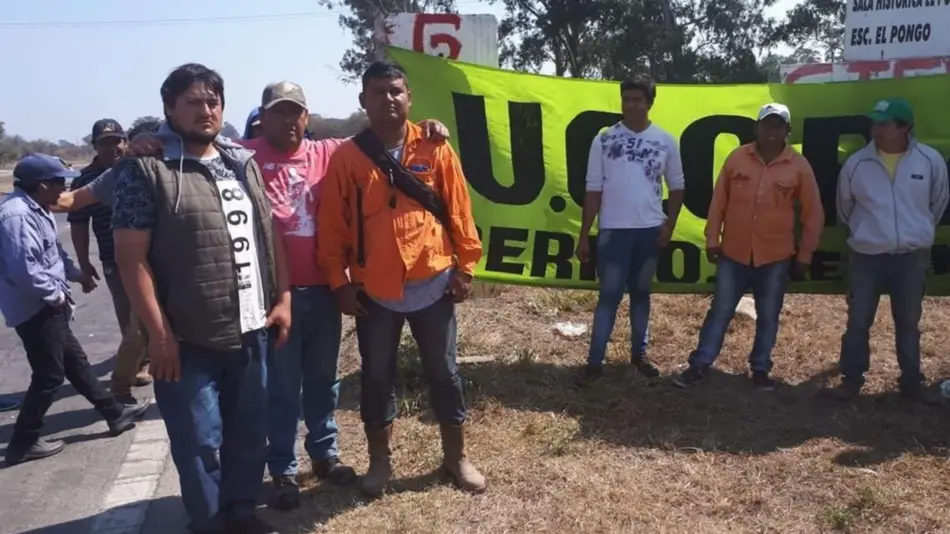 Protesta de trabajadores por falta de pago 