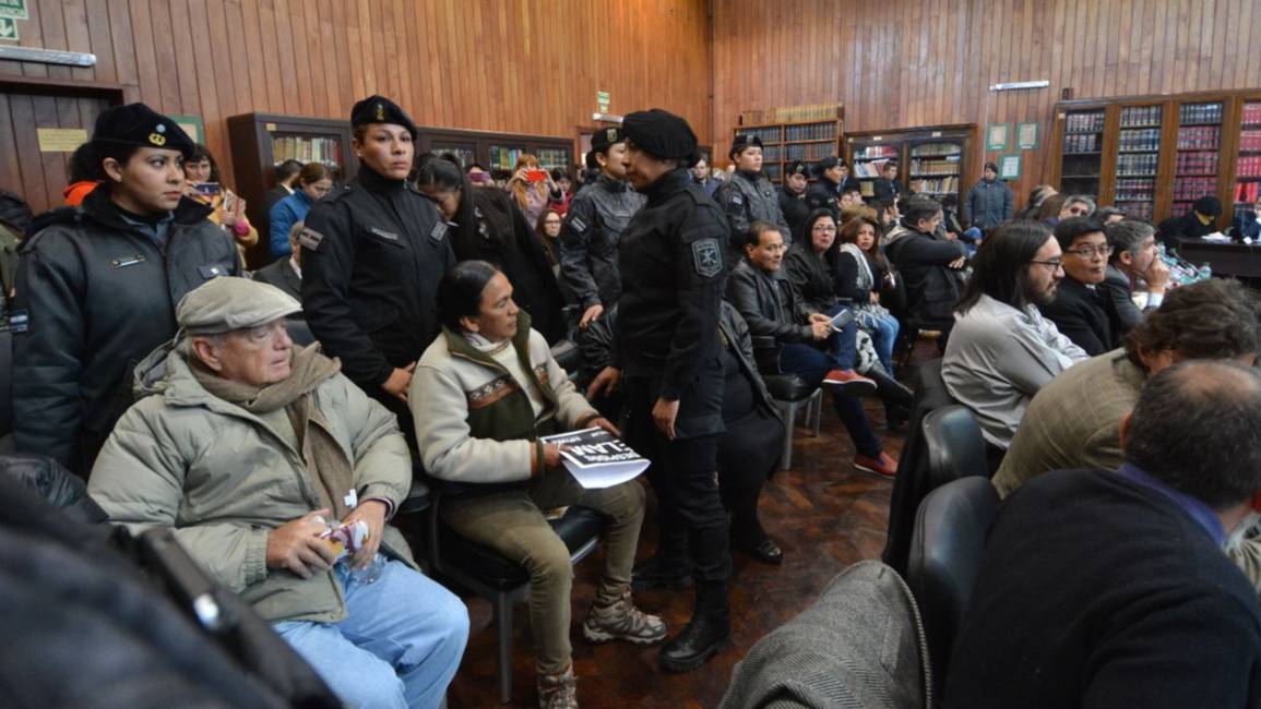 Arrepentidos comprometen a la exdirigente Milagro Sala
