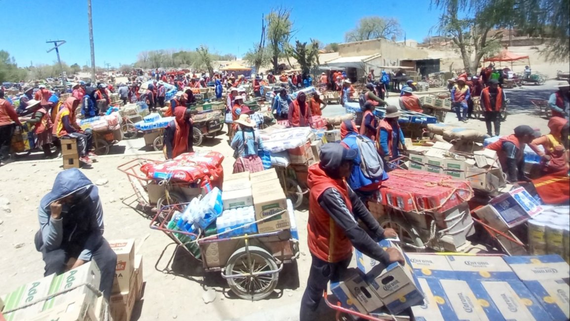 Devaluación: muchos quiaqueños compran mercadería argentina en Bolivia
