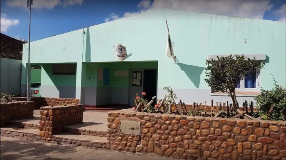 Un hombre fue golpeado y apuñalado por su pareja