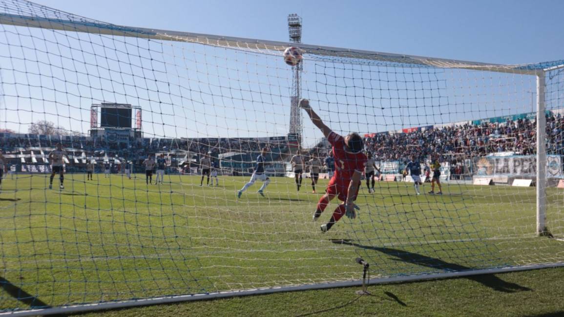 Gimnasia derrotó con justicia a Deportivo Maipú