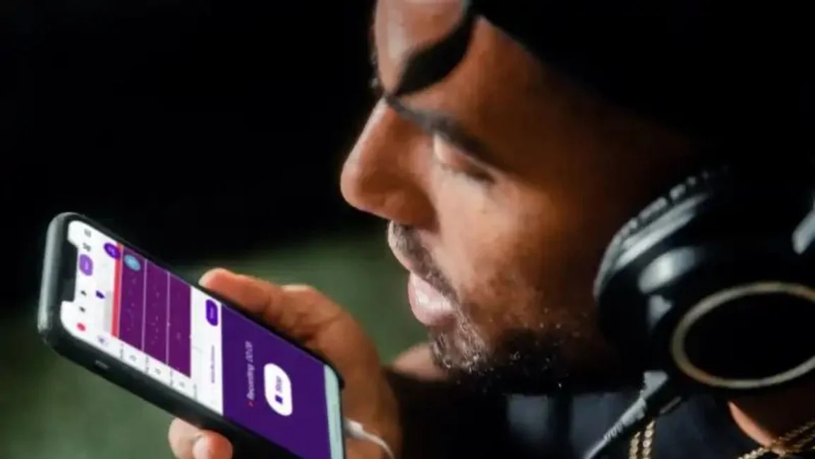 YouTube te dejará buscar canciones con solo tararearlas