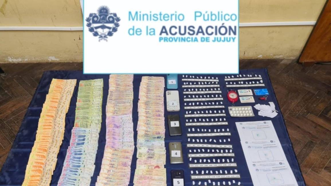 Dos mujeres detenidas por narcomenudeo en barrio Belgrano