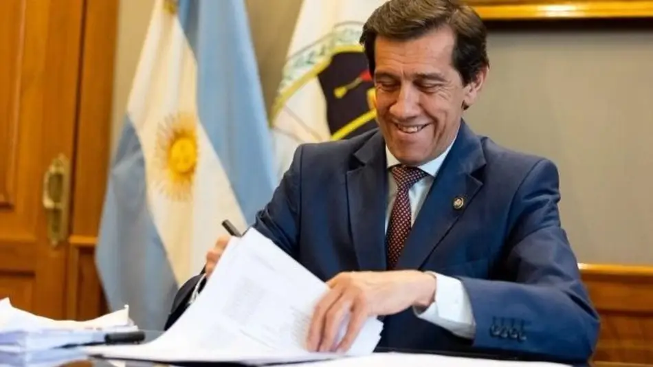 El Gobernador anunció cuando se pagará el aguinaldo y el Bono de fin de año