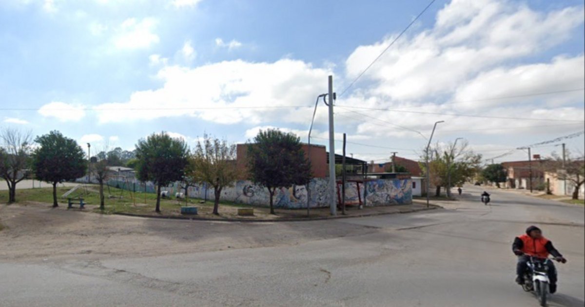 Se durmió en el auto y le robaron $1 millón