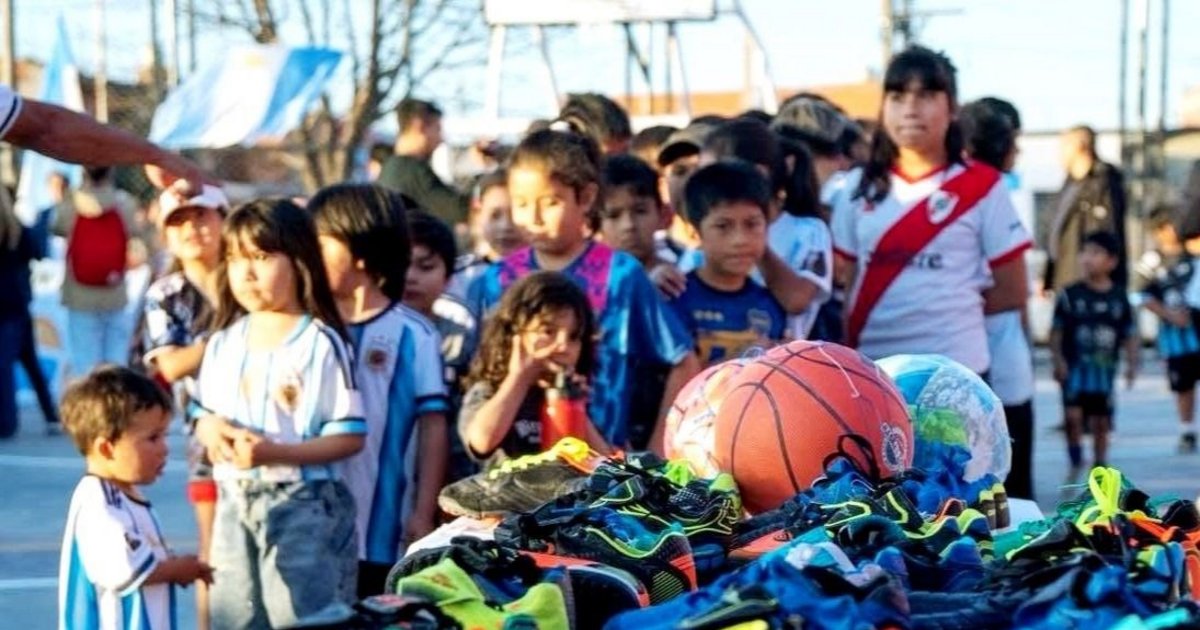 Flamante polideportivo en Malvinas Argentinas