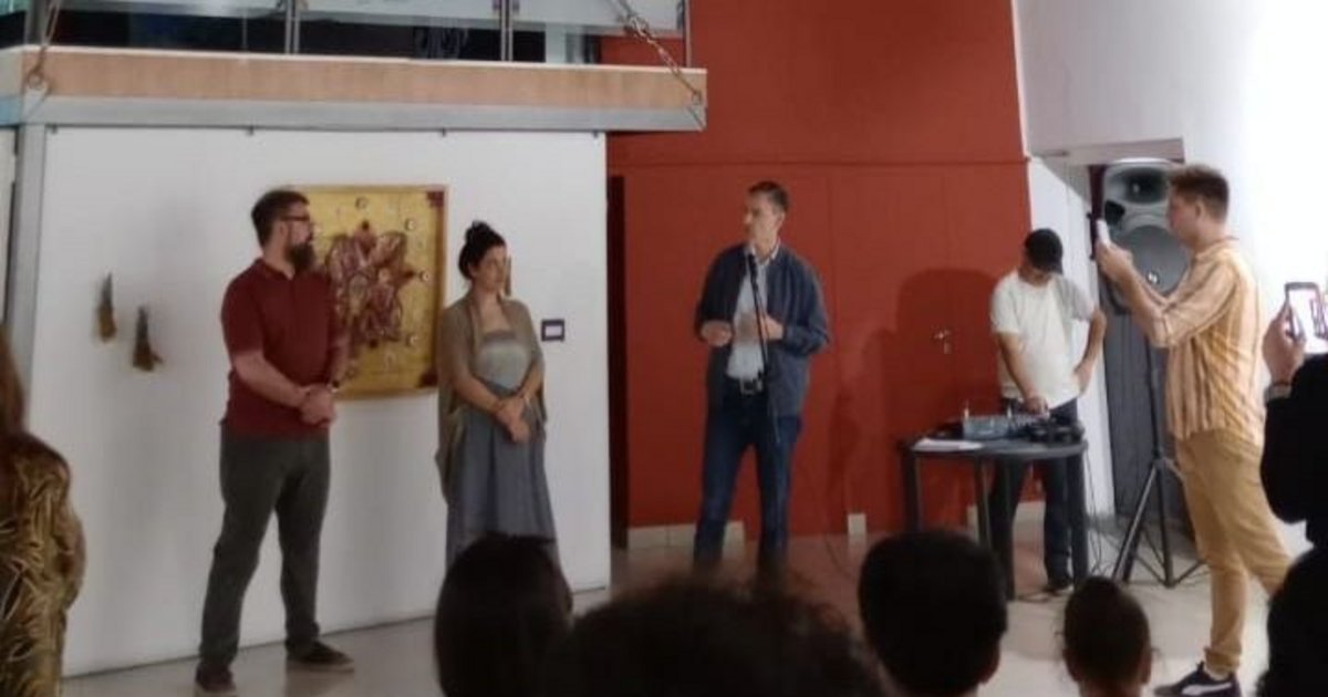 Exposición “Kollage” en el “Tizón”