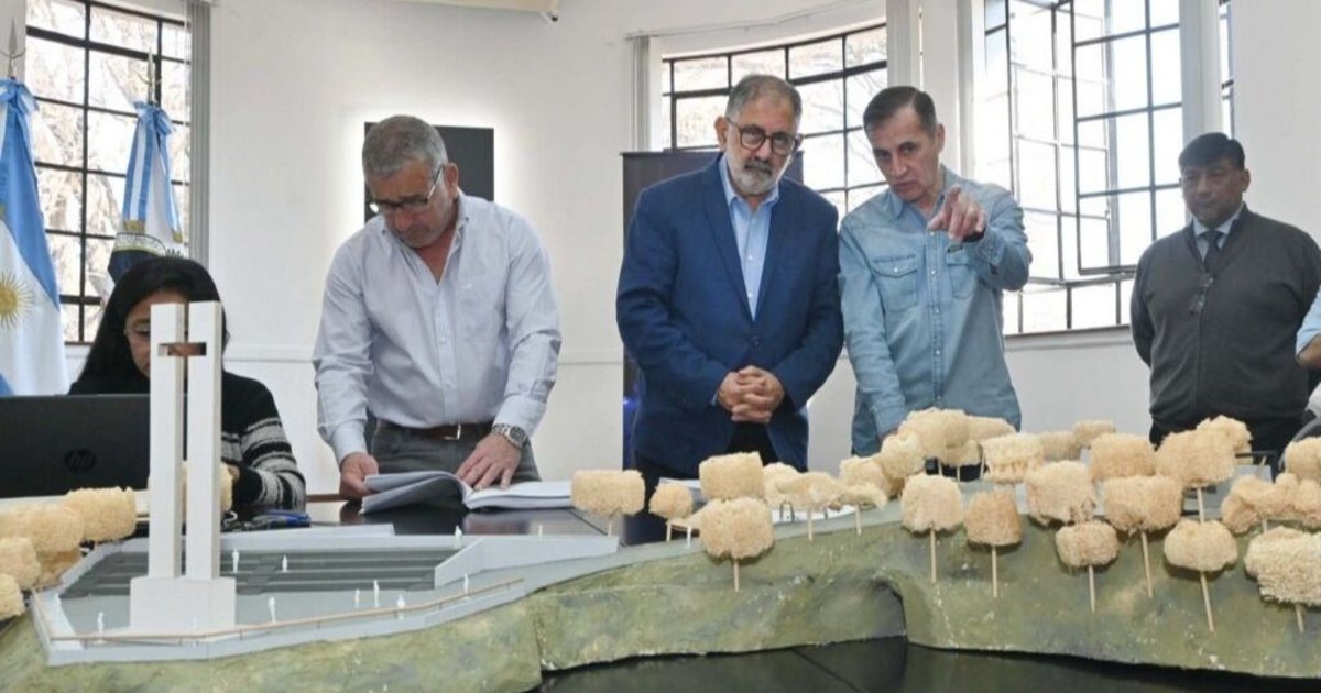Construirán una cruz de 24m de altura en Cerro Las Rosas