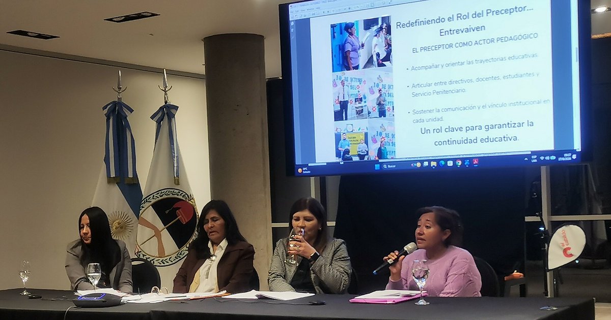 Escuela que cuida y alfabetiza