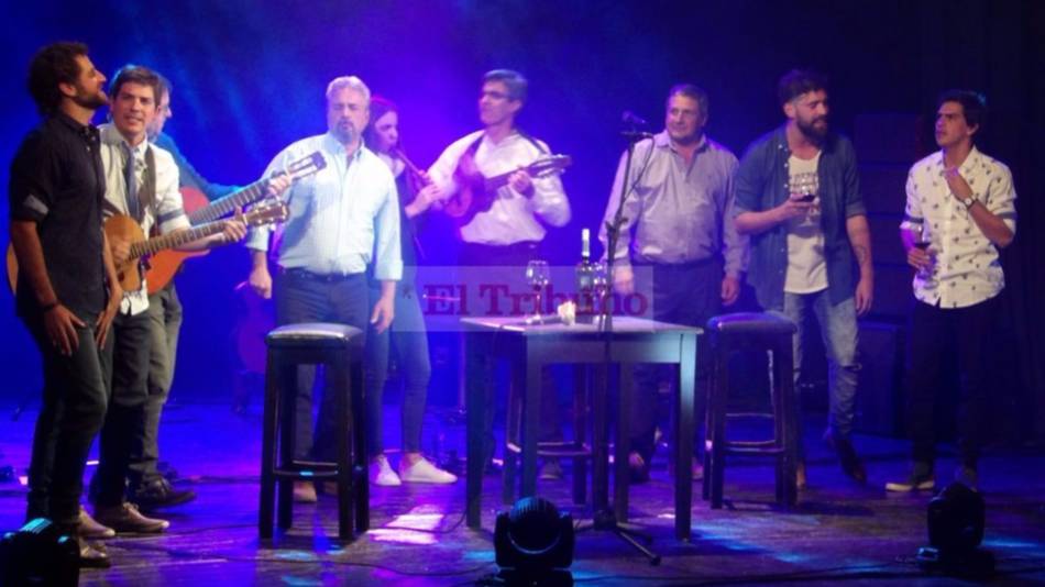 Noche de encuentros, y de un logro más cumplido