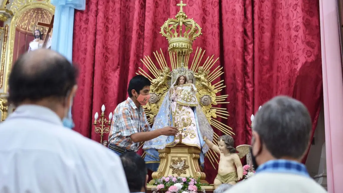 Entronización de la imagen de la Virgen de Rio Blanco