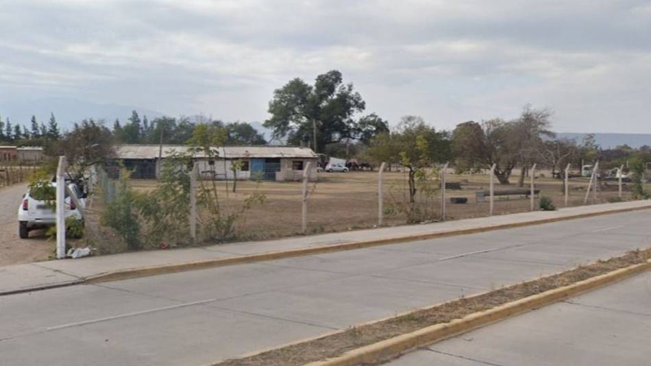Un efectivo provocó serios disturbios en la vía pública