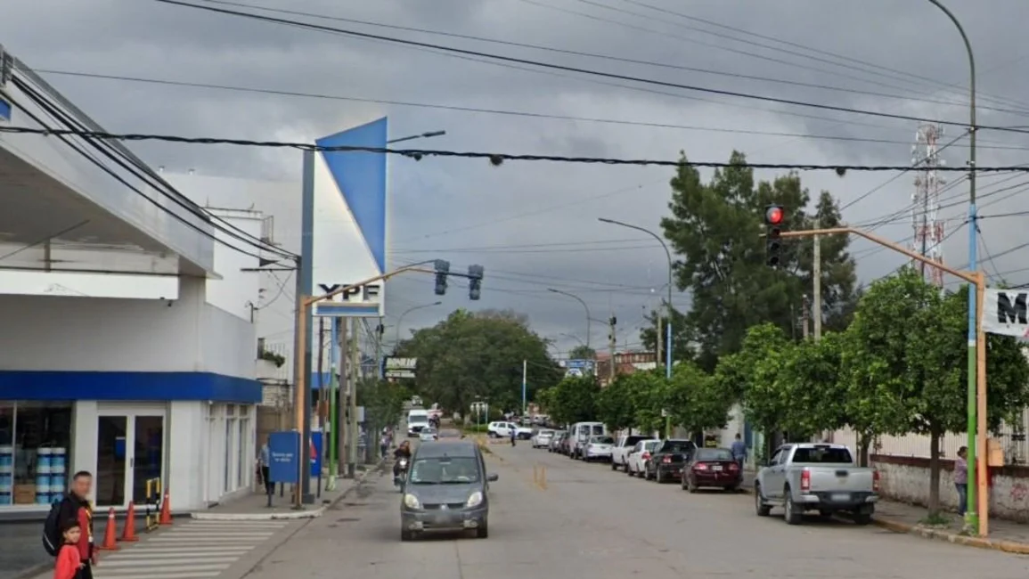 Un "trapito" insultó y agredió a la conductora de un vehículo
