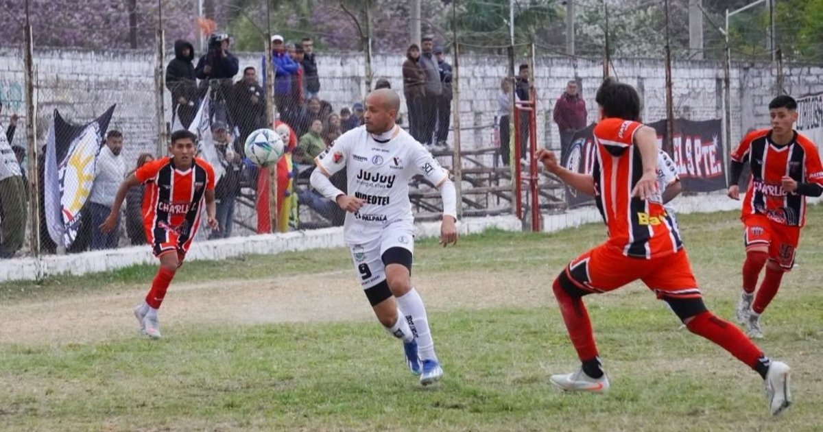 La Mona 44 se enfrenta hoy a un Zapla entonado