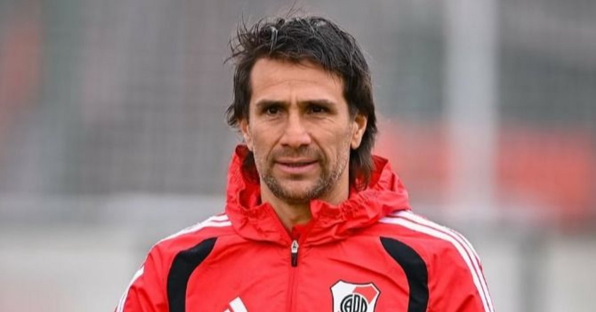 Leonardo Ponzio firmó contrato como entrenador de River Plate