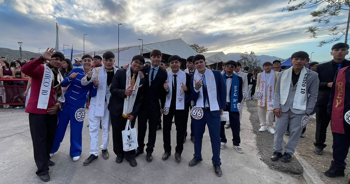 Bautista Pellegrini, del Colegio Santa Teresita, es el Paje 10
