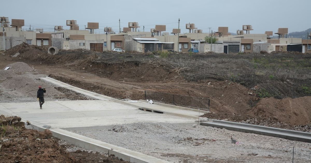 Un puente al cantarilla está a punto de ser concluido