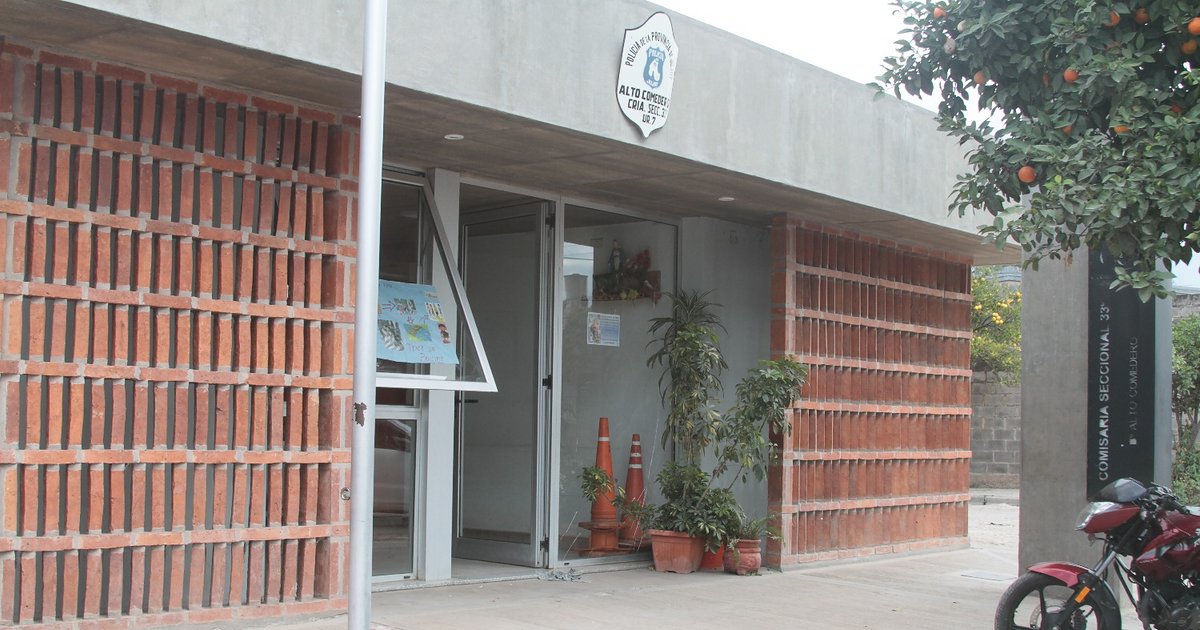 Atacó a golpes a su pareja y le robó 200 mil pesos y cervezas