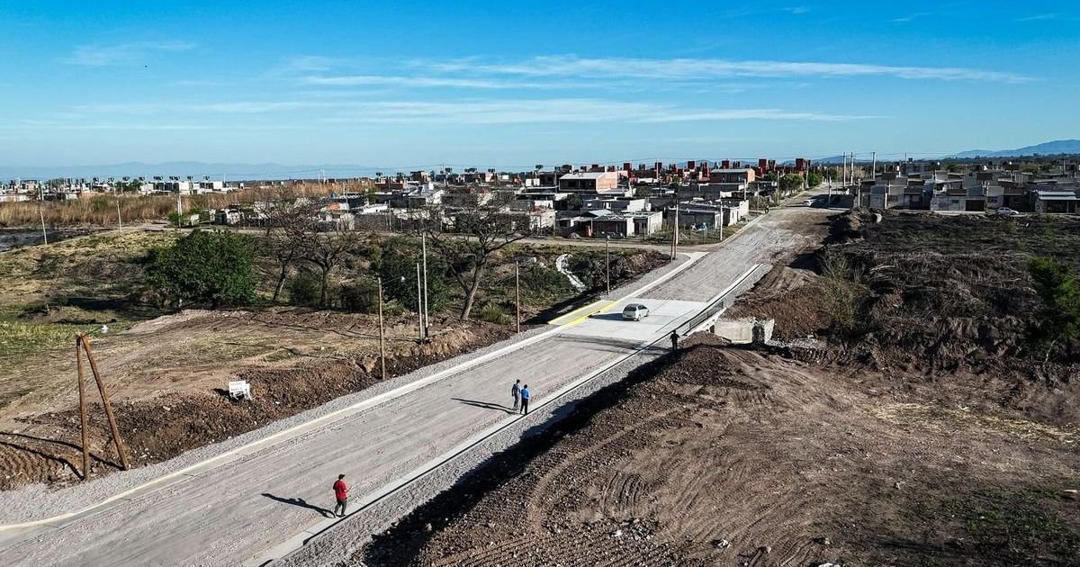 Sadir inauguró el primer puente de Alto Comedero sobre el arroyo Las Martas