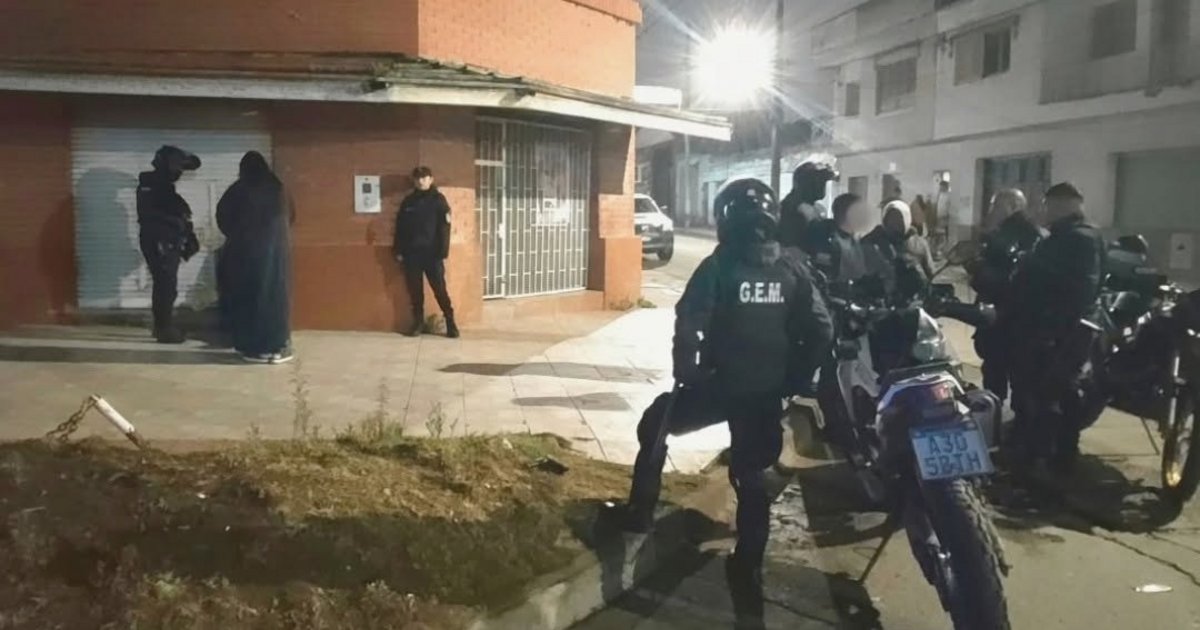 Detenidos al intentar robar una motocicleta