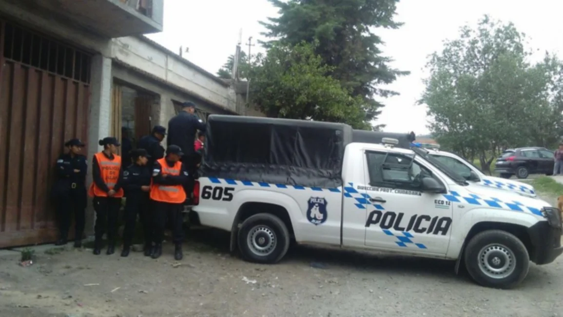 Encuentran a una pareja muerta en su domicilio